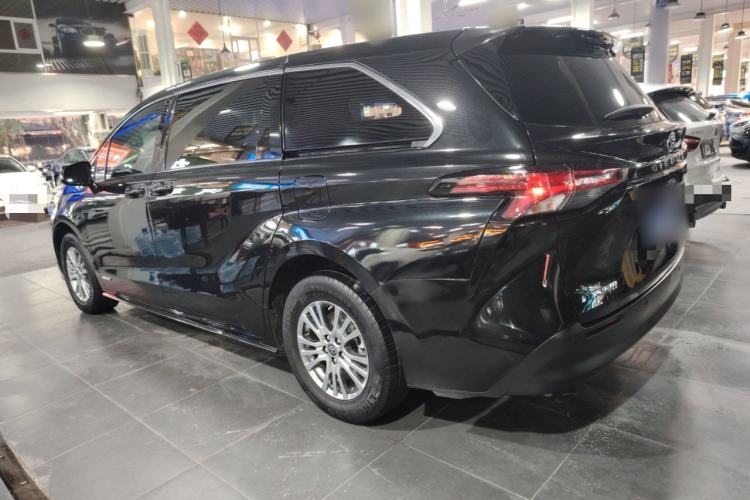 Used Toyota Sienna 2021 2.5L Hybrid Comfort Edition
