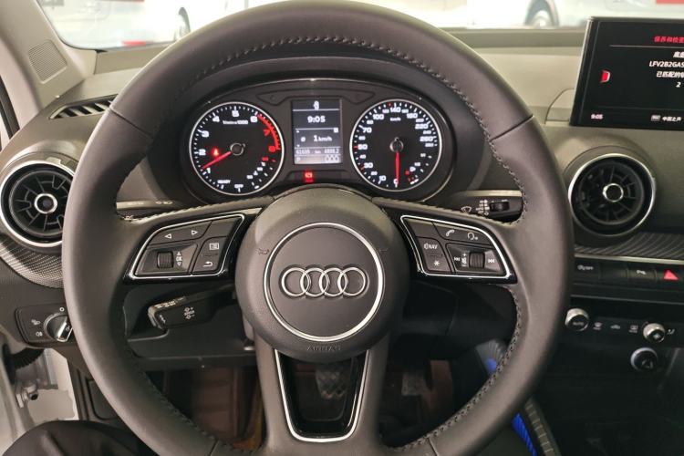 Used Audi Q2L 2021 35 TFSI Fashionable and Elegant Model
