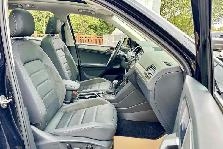 Used Volkswagen Tiguan L 2019 380TSI Automatic All-Wheel Drive Luxury Edition with 7 Seats China VI Standard
