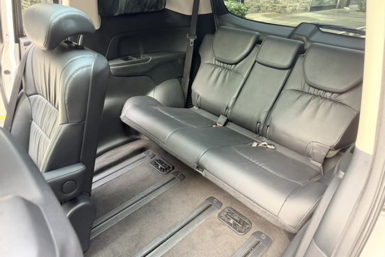 Used Honda Elysion 2016 2.4L Style Edition
