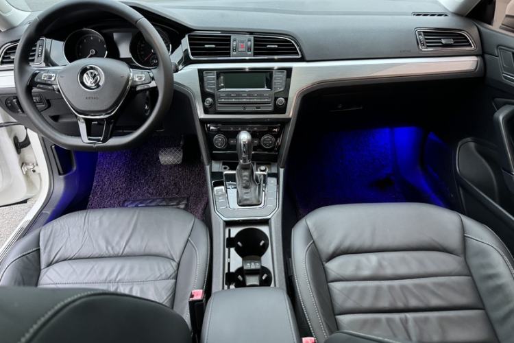 Used Volkswagen Lamando 2015 280TSI DSG Comfort Edition
