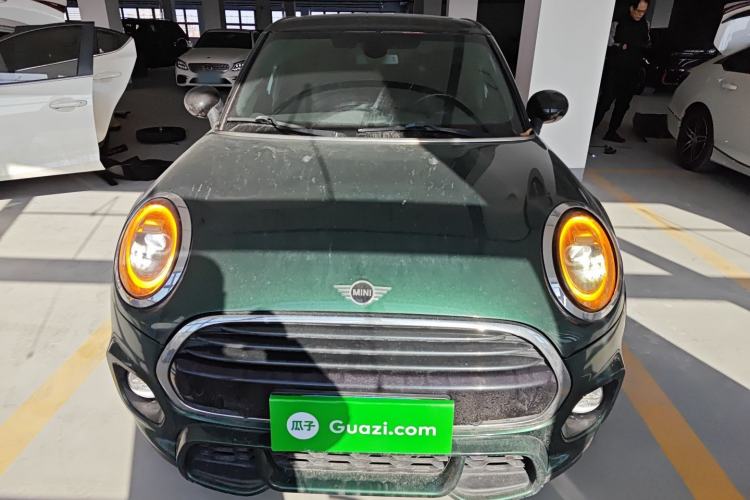 Used  MINI 2018 1.5T COOPER Racing Edition Five-Door Version
