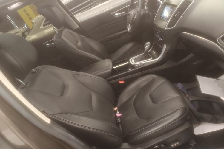 Used Ford Edge 2016 EcoBoost 245 Four-Wheel Drive Titanium 7-Seater
