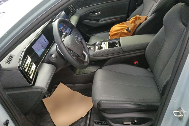 Used BYD Qin L 2025 DM-i Smart Drive 120KM Superior Model