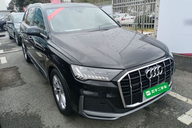 Used Audi Q7 2023 45 TFSI quattro S line Sport model