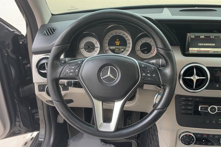 Used Mercedes-Benz GLK-Class 2014 GLK 260 4MATIC Dynamic Model