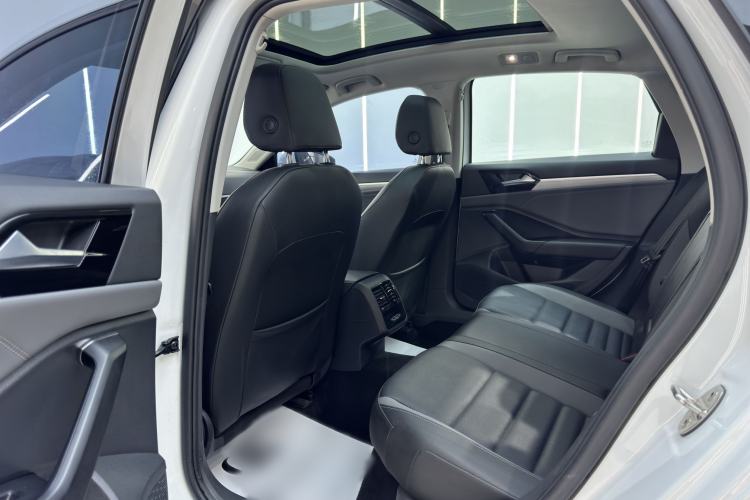 Used Volkswagen Sagitar 2021 200TSI DSG Excellence Edition
