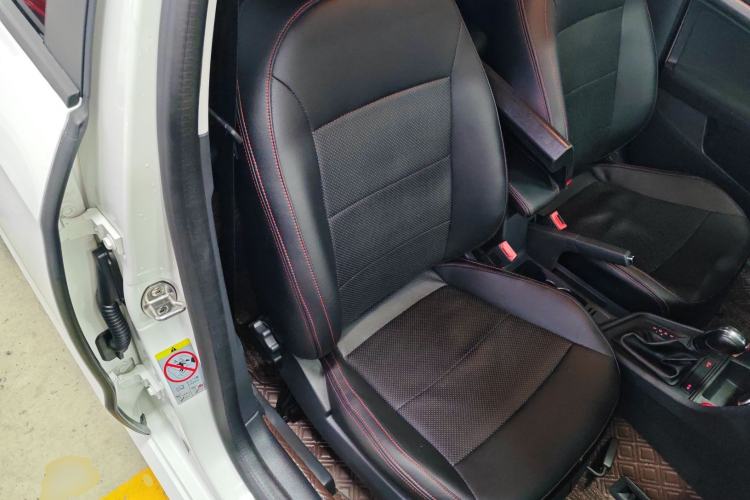 Used Volkswagen Gran Lavida 2015 1.6L Automatic Fashion Edition
