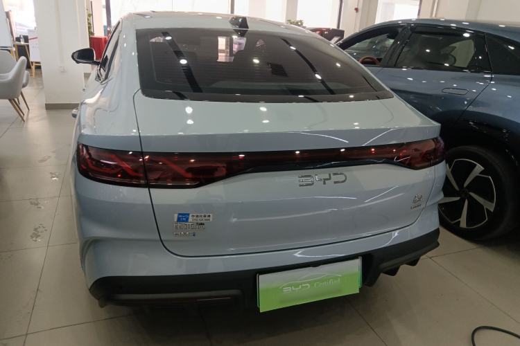 Used BYD Qin L 2025 DM-i Smart Drive 120KM Superior Model
