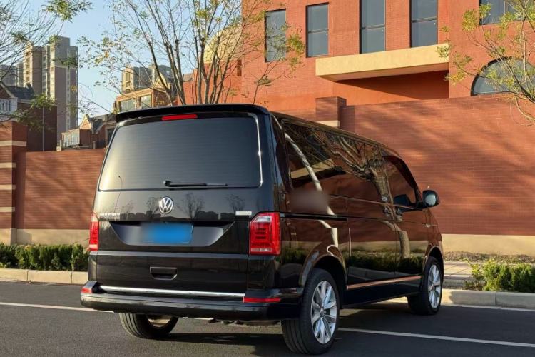 Used Volkswagen Multivan 2018 2.0 TSI Two-Wheel-Drive Luxury Edition 7 Seats
