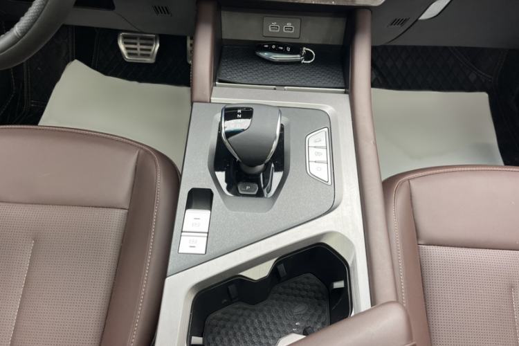 Used Jetour X90 PLUS 2024 1.6TD DCT Z-Enjoy Edition 7-Seater
