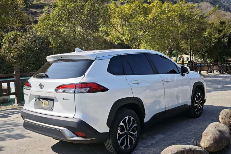 Used Toyota FRONTLANDER 2024 2.0L Smart Electric Hybrid Dual-Engine Luxury Edition
