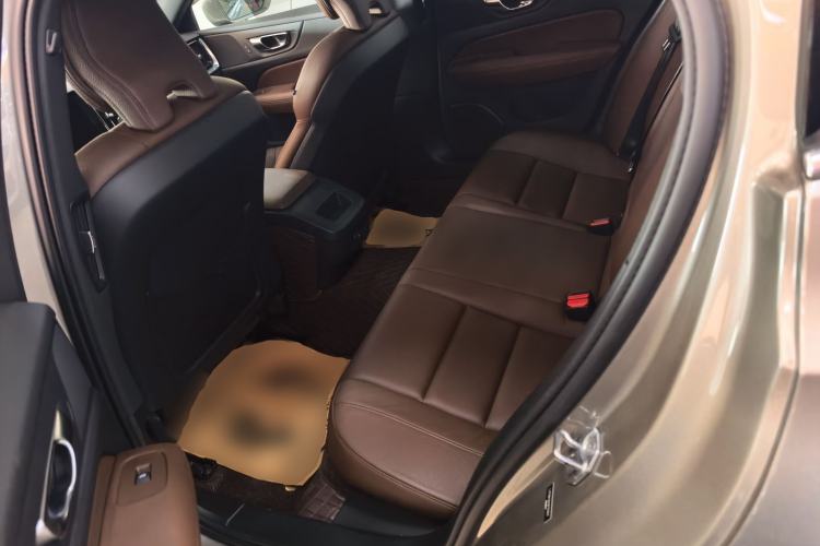 Used Volvo S60 2022 B4 Zhiyi Luxury Edition
