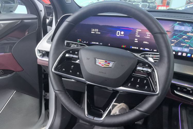 Used Cadillac XT5 2025 2.0T Platinum Edition
