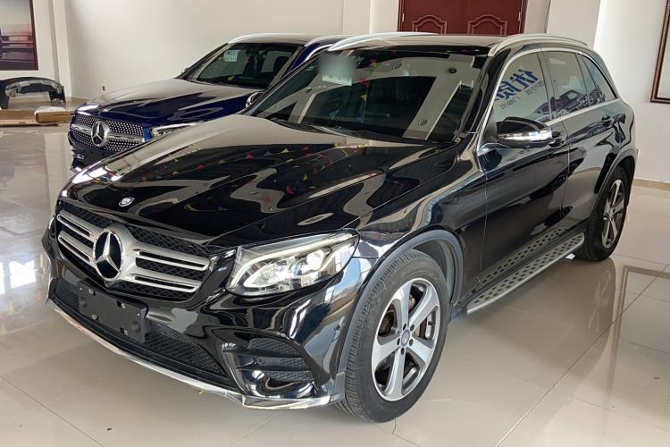 Used Mercedes-Benz GLC 2017 GLC 260 4MATIC Luxury Model
