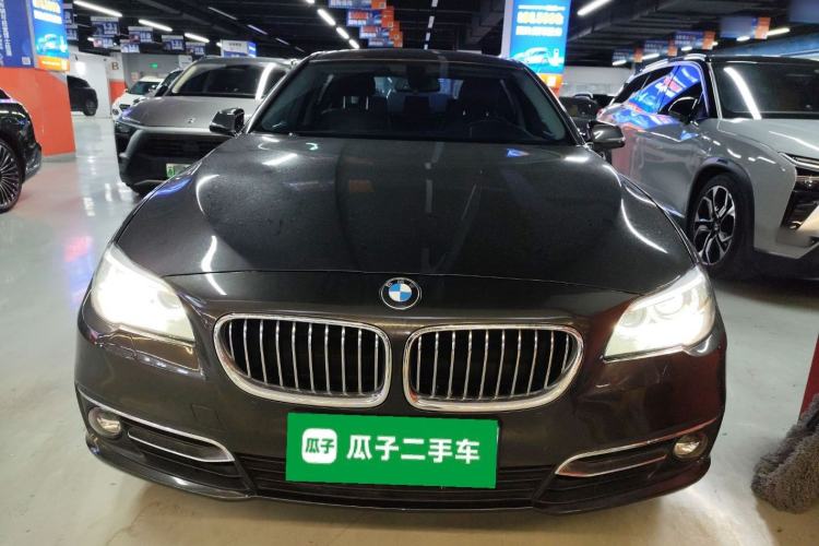 Used BMW 5 Series 2014 525Li Luxury Design Package
