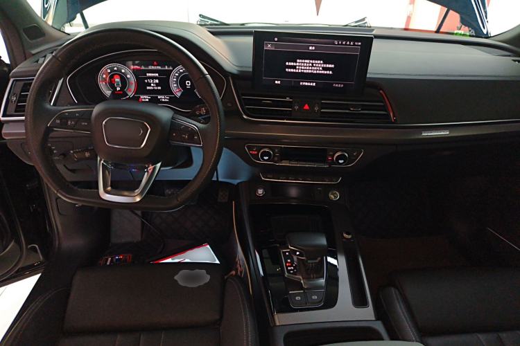 Used Audi Q5L 2023 45T Luxury Dynamic Model
