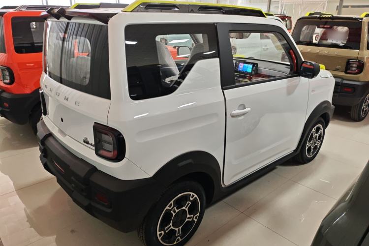 Used  Panda 2025 210km Panda Rider
