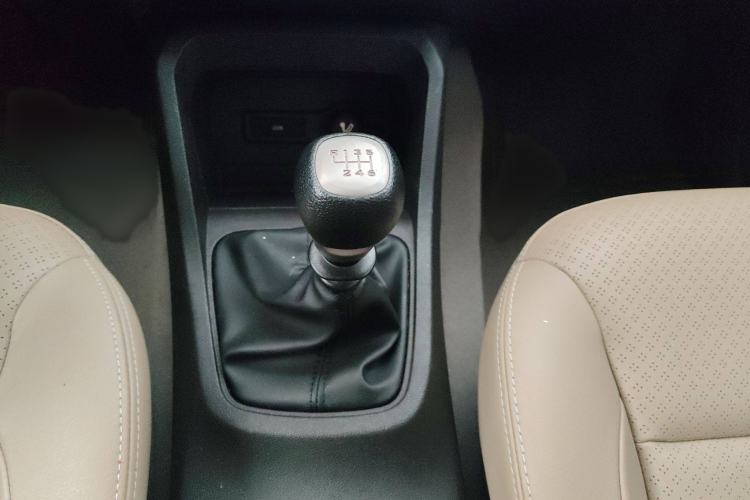 Used Wuling Hongguang 2018 1.5L S Comfort Model L2B
