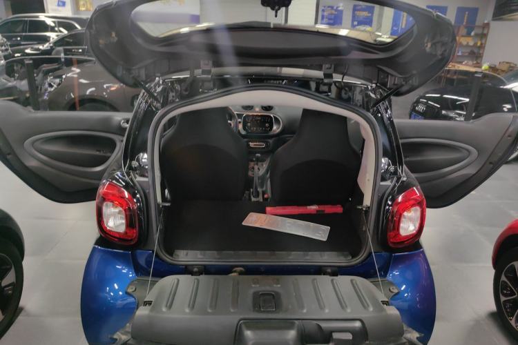 Used  fortwo 2015 1.0L 52 kW Hardtop Passion Edition