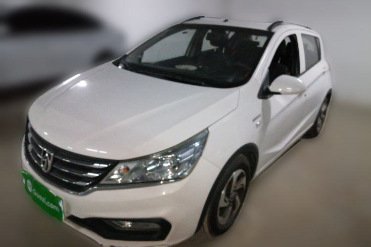 Used Baojun 310 2017 1.5L Automatic Fashion Model