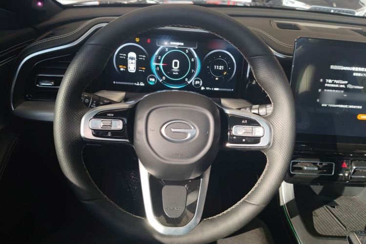 Used GAC Trumpchi GS8 2024 Linghang Series 2.0 TGDI Two-Wheel Drive Luxury Smart Connectivity Version