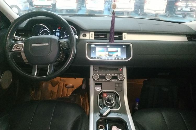 Used Land Rover Range Rover Evoque 2018 240 PS SE Smart Brilliance Edition