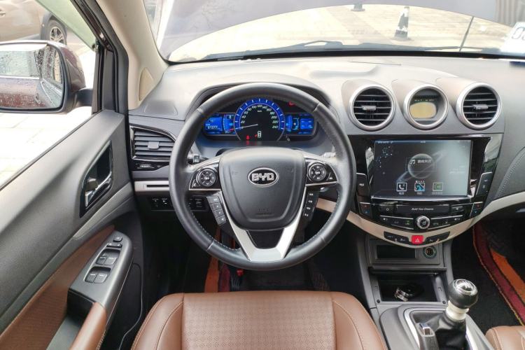 Used BYD S7 2015 1.5T Manual Luxury Model