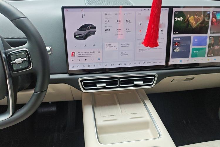 Used Li Auto L8 2024 PRO Model
