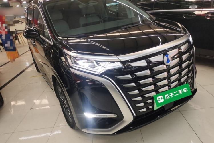 Used Denza D9 2022 DM-i 970 Four-Wheel Drive Flagship Model
