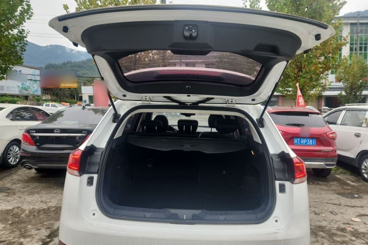 Used Haval H6 2017 Blue Label 2.0T Automatic Two-Wheel Drive Smart Edition
