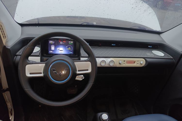 Used Wuling Hongguang MINIEV 2022 GAMEBOY 300km Enthusiast Model with Lithium Iron Phosphate