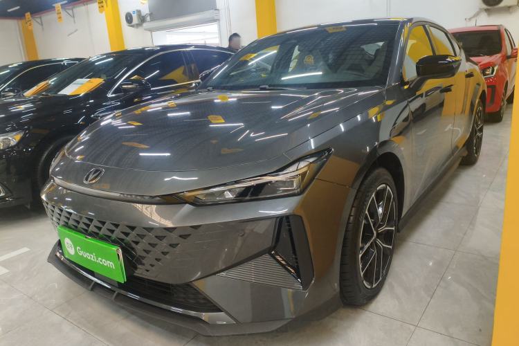 Used Changan UNI-V iDD 2024 Blue Whale Smart Electric iDD 136km Luxury Model