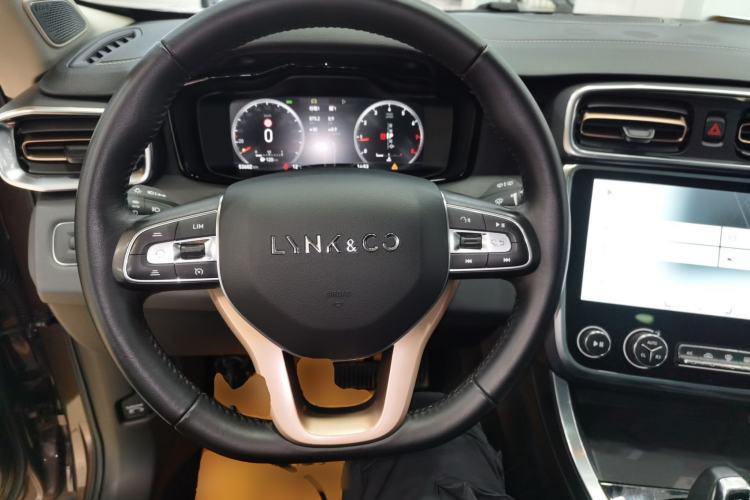 Used Lynk & Co 01 2017 2.0T Two-Wheel Drive Pro Edition
