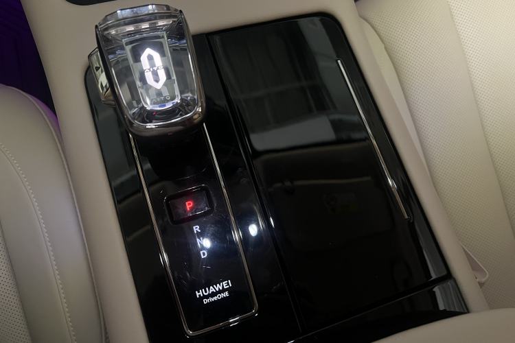 Used Hima AITO M7 2024 1.5T Rear-Drive Plus Version 5 Seats
