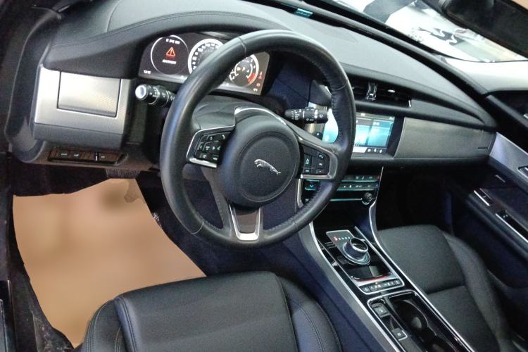 Used Jaguar XFL 2020 XFL 2.0T P200 Two-Wheel-Drive Elite Edition
