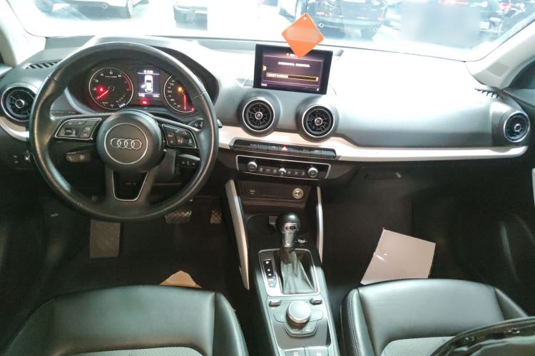 Used Audi Q2L 2018 35 TFSI Fashionable & Elegant Version China VI Emission Standard
