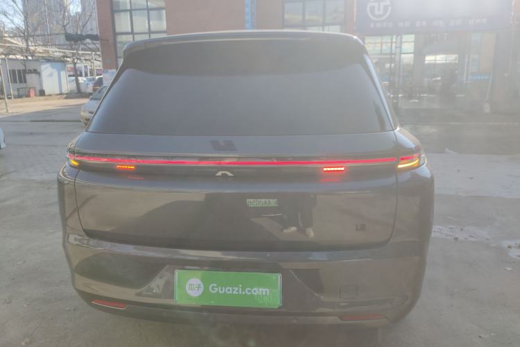 Used Li Auto L8 2023 Air model
