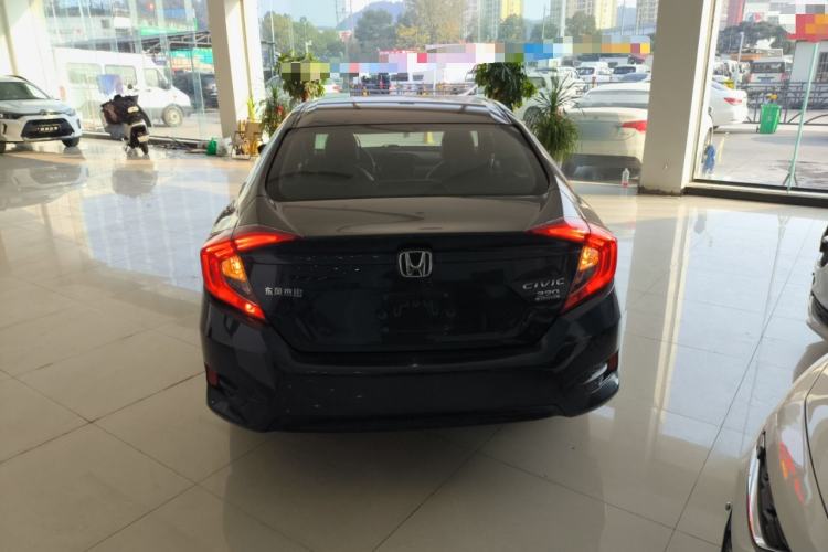 Used Honda Civic 2016 220TURBO CVT Luxury Edition
