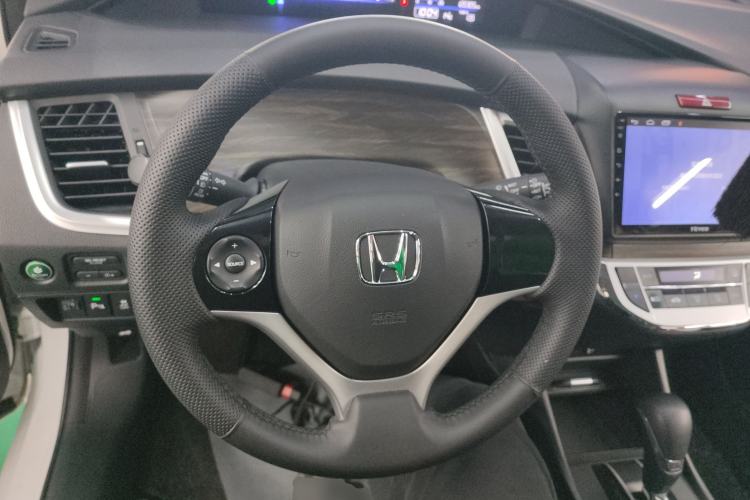 Used Honda Jade 2017 1.8L automatic Comfort version 5 seats
