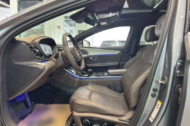 Used BYD Han 2023 EV Champion Edition 605KM Front-Drive Premium Model
