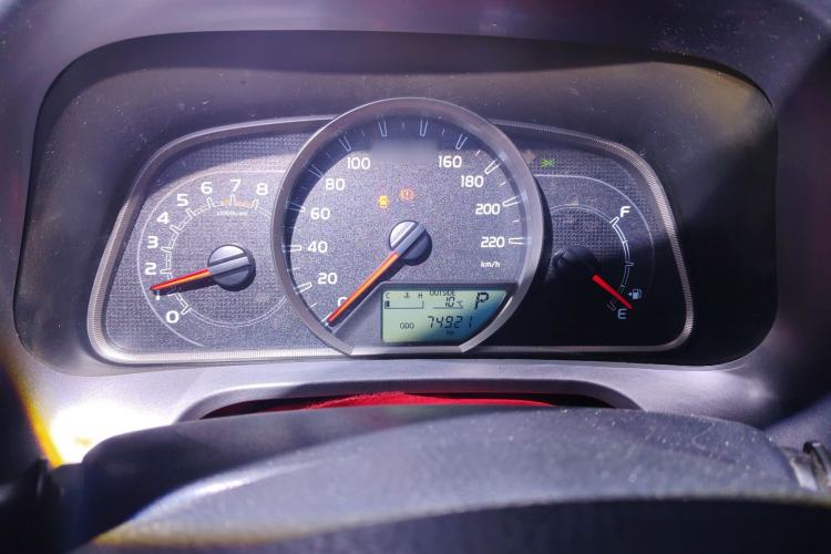 Used Toyota RAV4 2016 2.0L CVT Two-Wheel Drive Fashion Edition China V Standard
