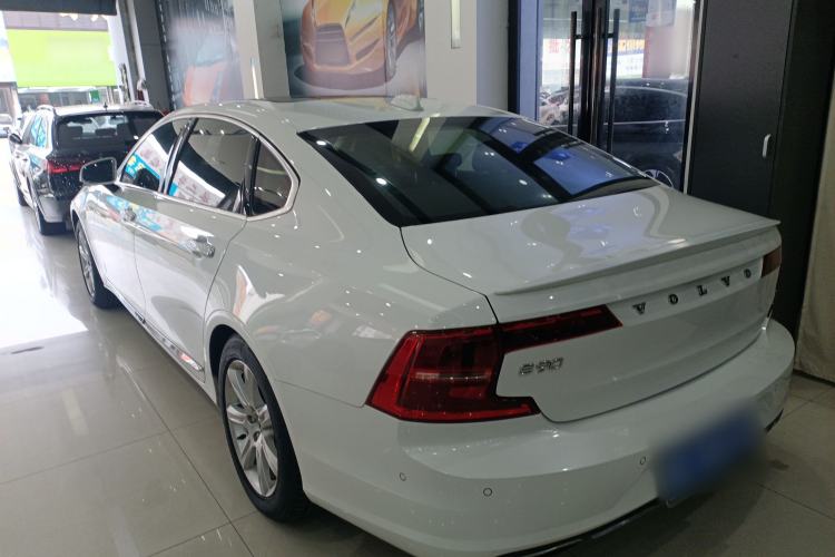 Used Volvo S90 2018 T4 Zhiyi Edition