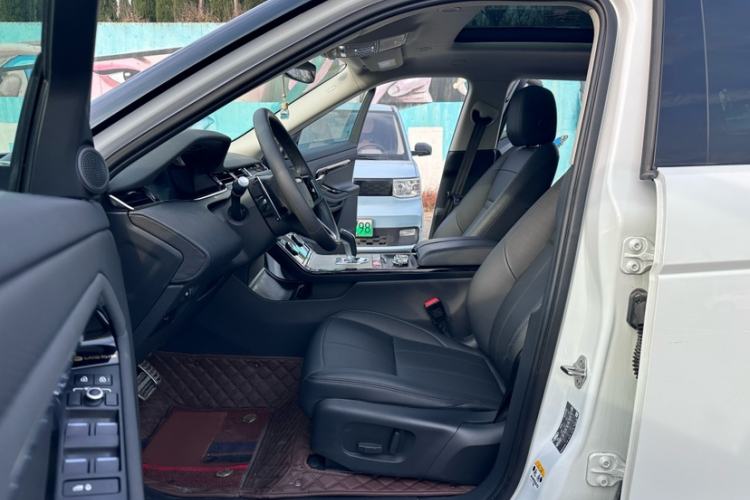 Used Land Rover Range Rover Evoque 2021 Range Rover Velar 249 PS R-Dynamic S Performance Edition
