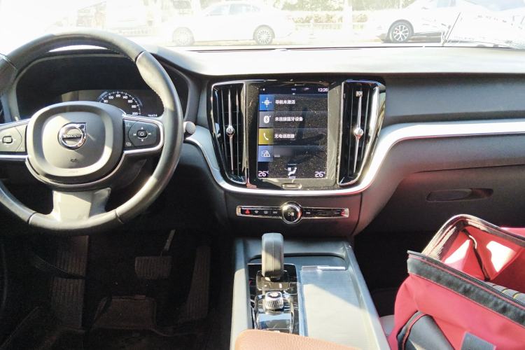 Used Volvo S60 2022 B4 Zhiyi Luxury Edition