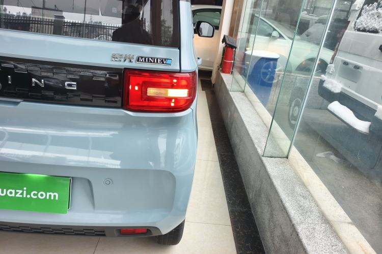 Used Wuling Hongguang MINIEV 2022 Easy Version Lithium Iron Phosphate