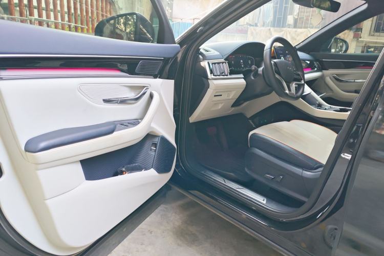 Used BYD Song PLUS New Energy 2024 HONOR Edition DM-i 150km Flagship PLUS
