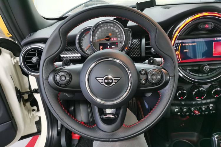 Used  MINI 2019 2.0T COOPER S Racing Driver
