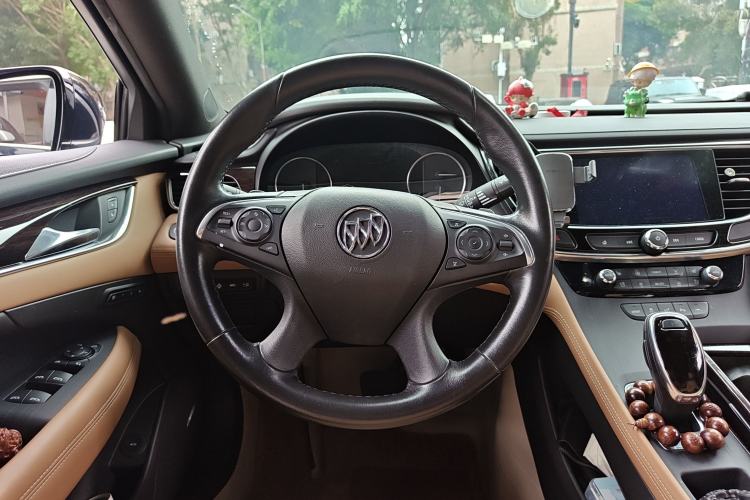 Used Buick LaCrosse 2019 28T Prestige Model
