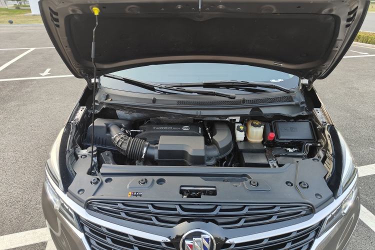 Used Buick GL8 2021 Land Cruiser Executive 652T Premium Model
